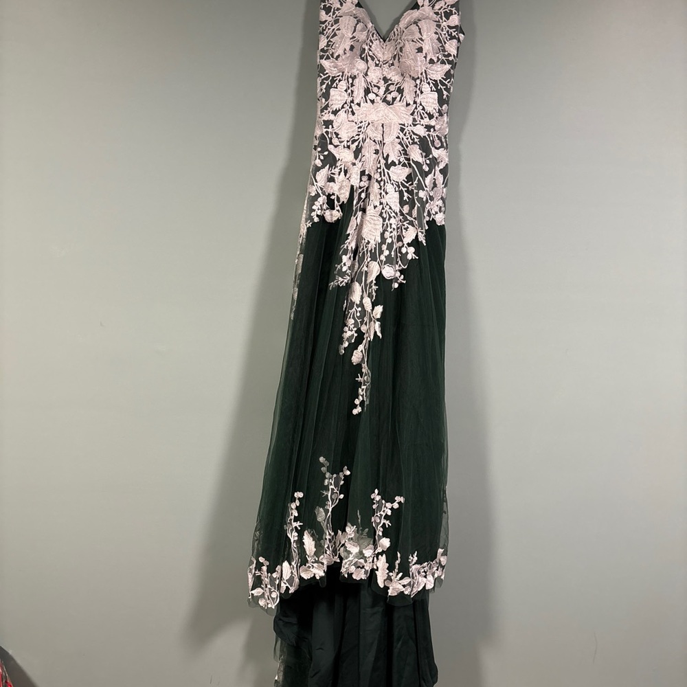 Elegant Emerald Green and White Lace Wedding Dress - UNIQUE OOAK